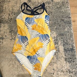 Carve designs one piece swim suit size small